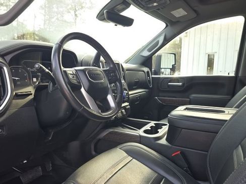 Used 2021 GMC Sierra 3500 Denali w/ Denali Ultimate Package image 25