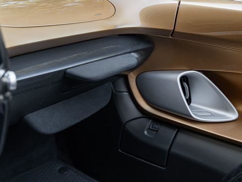 Used 2021 McLaren Elva image 17