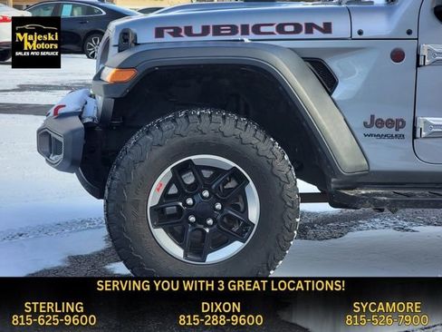 Used 2018 Jeep Wrangler Unlimited Rubicon w/ Cold Weather Group image 15