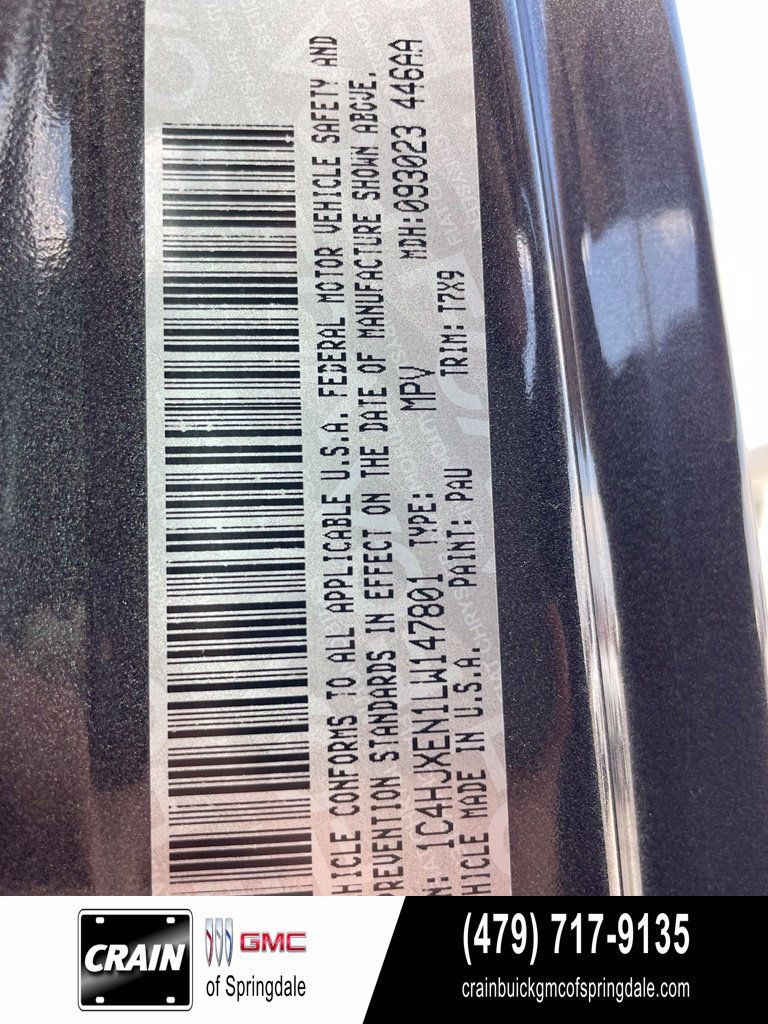 Used 2020 Jeep Wrangler Unlimited Sahara AWD/4WD image 31