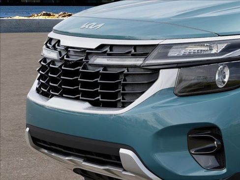 New 2026 Kia Seltos EX image 12