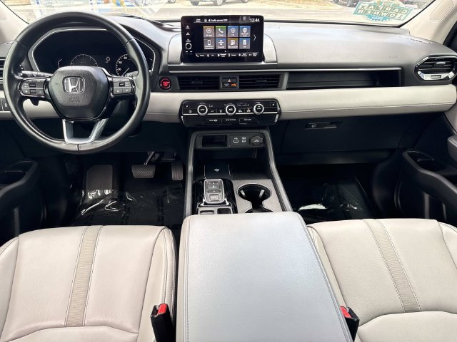 Certified 2025 Honda Pilot EX-L image 17
