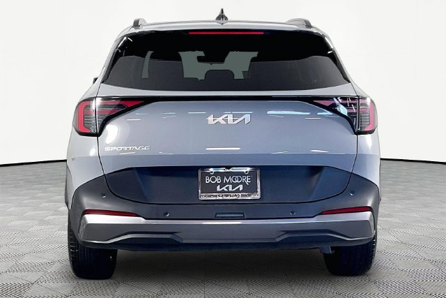 Certified 2026 Kia Sportage EX w/ EX Panorama Roof Package FWD image 5