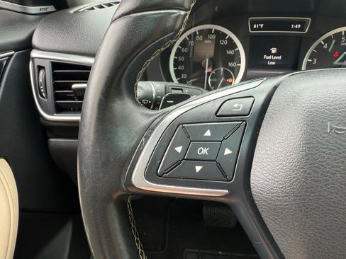 Used 2018 INFINITI QX30 Premium w/ Navigation Package image 15