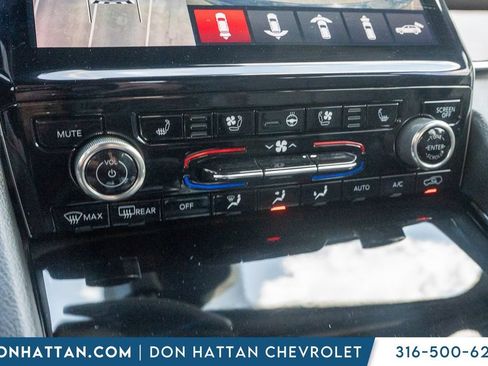 Used 2022 Jeep Grand Cherokee Summit AWD/4WD image 10