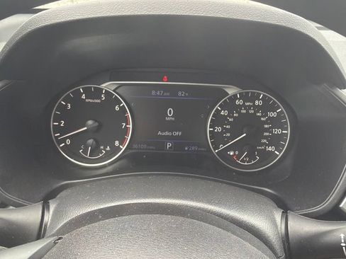 Used 2025 Nissan Altima 2.5 SV FWD image 5
