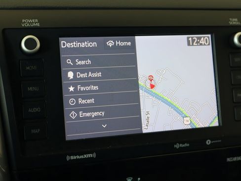 Used 2020 Toyota Sequoia Limited image 35