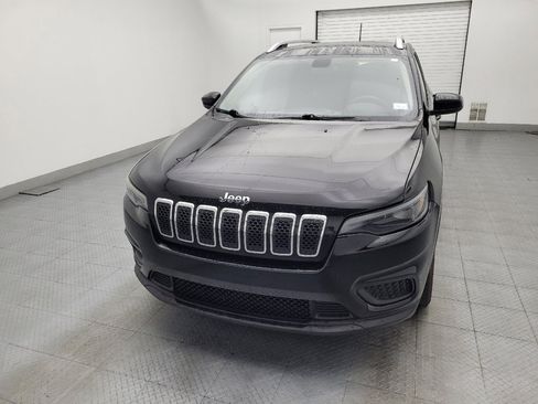 Used 2020 Jeep Cherokee Latitude FWD image 15