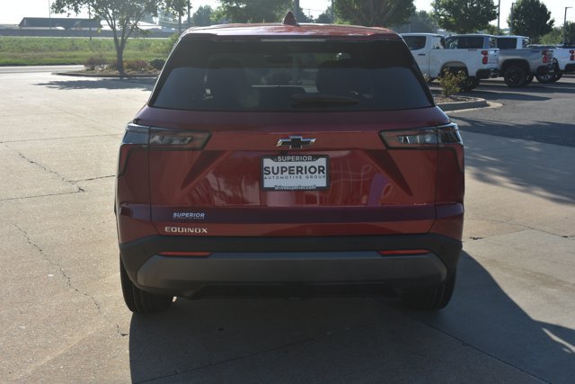 New 2027 Chevrolet Equinox LT w/ Safety and Technology Package FWD image 6