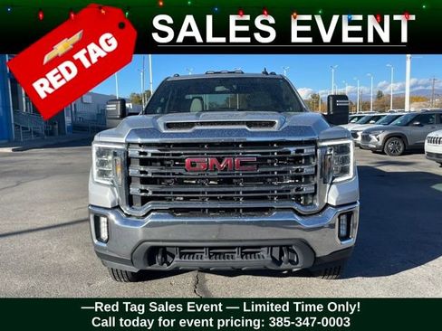 Used 2022 GMC Sierra 3500 SLE w/ SLE Convenience Package image 2