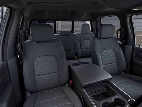 New 2026 RAM 1500 Express AWD/4WD image 16