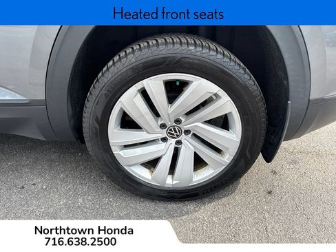 Used 2020 Volkswagen Atlas Cross Sport SE w/ Panoramic Sunroof Package AWD/4WD image 13
