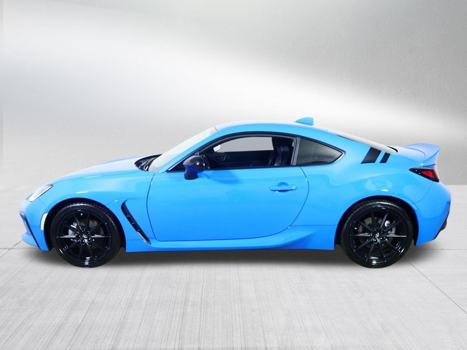 Used 2024 Toyota GR86 Premium RWD image 4