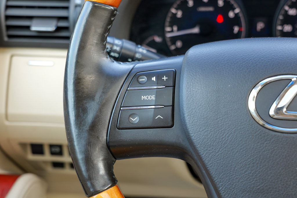 Used 2011 Lexus RX 350 AWD w/ Premium Pkg image 45