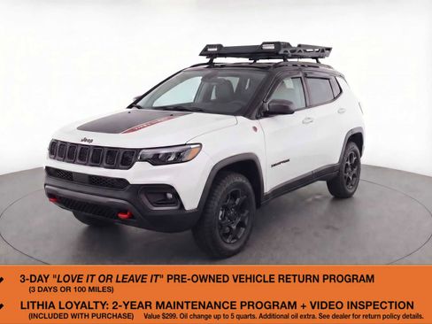 Used 2024 Jeep Compass Trailhawk w/ Trailhawk Elite Group image 1