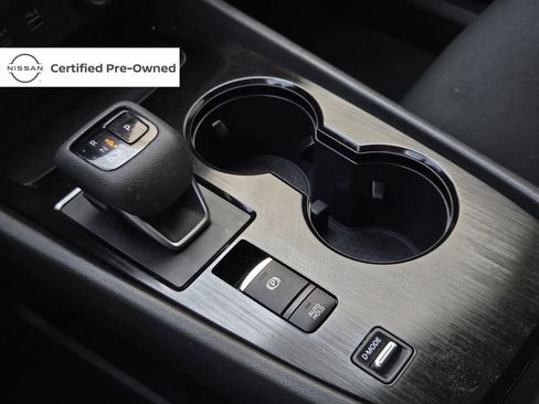 Certified 2023 Nissan Rogue S image 22