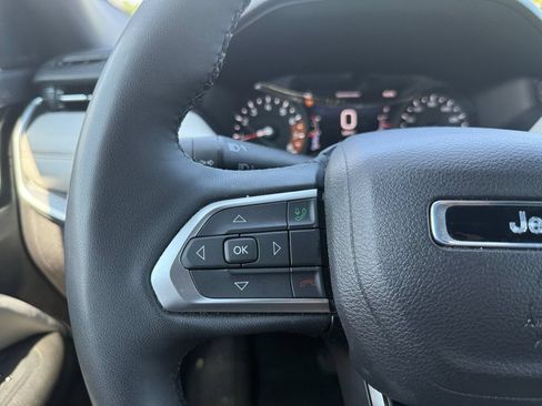 Used 2024 Jeep Compass Limited AWD/4WD image 29