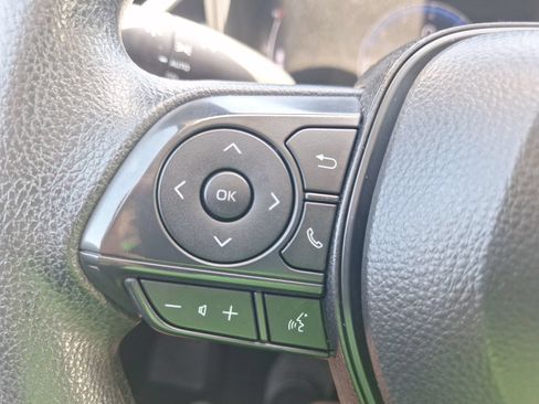Used 2026 Toyota Corolla LE FWD image 21