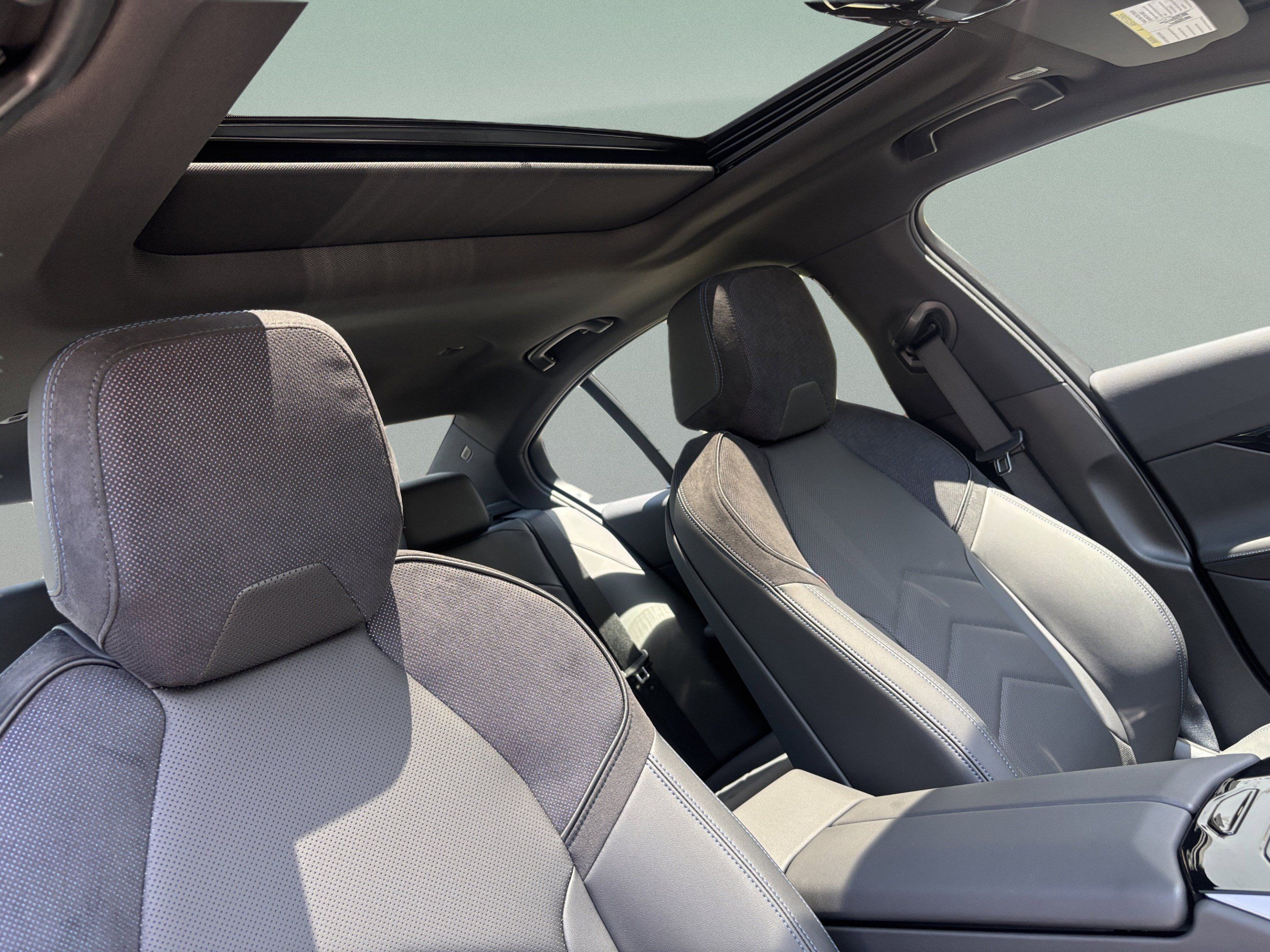 Used 2026 BMW i5 eDrive40 w/ M Sport Package RWD image 18