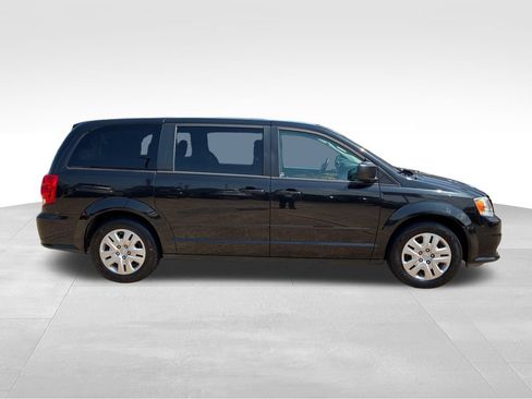 Used 2017 Dodge Grand Caravan SE w/ Power Window Group FWD image 7