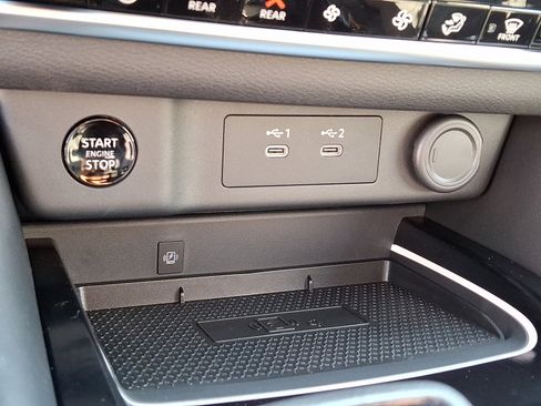 New 2026 Nissan Rogue Platinum w/ Platinum Premium Package image 16