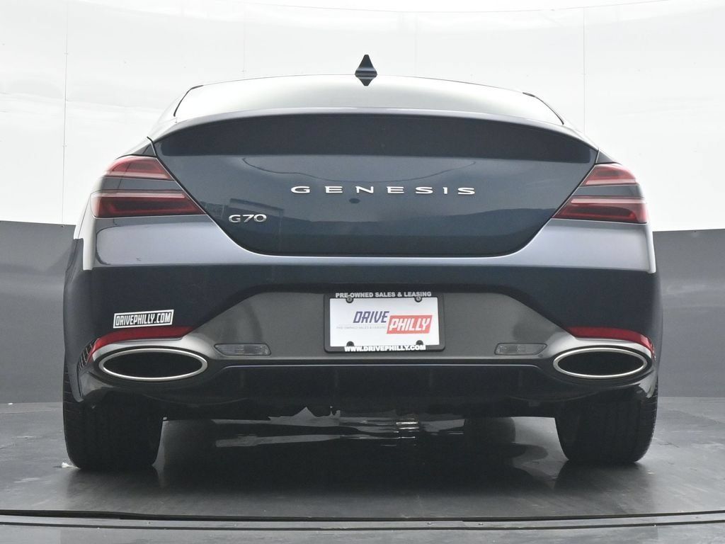 Used 2024 Genesis G70 2.5T RWD image 30