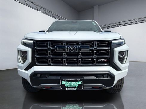 Used 2025 GMC Canyon AT4 AWD/4WD image 11