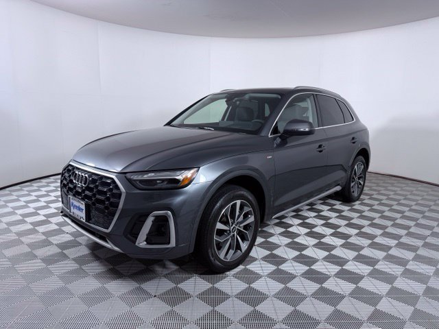 Certified 2024 Audi Q5 2.0T Prestige AWD/4WD image 3