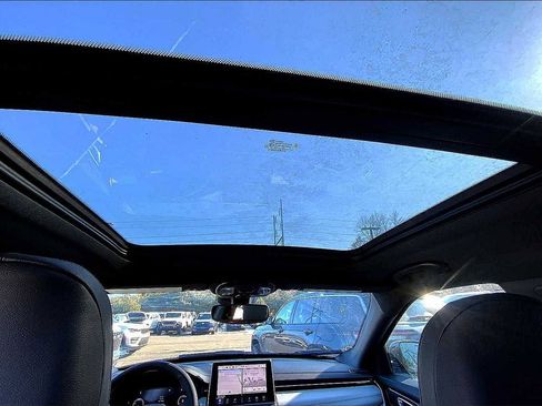 New 2025 Jeep Compass Limited w/ Elite Group image 9