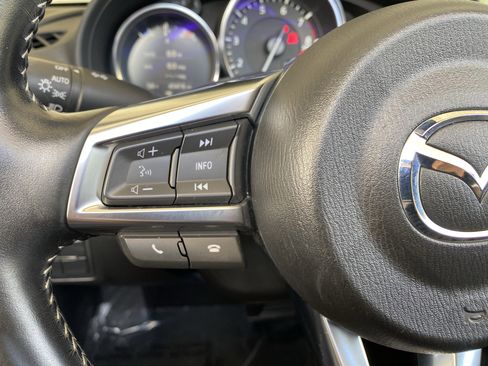Used 2020 MAZDA MX-5 Miata RF Grand Touring RWD image 8