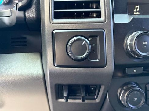 Used 2018 Ford F250 XL w/ STX Appearance Package image 21