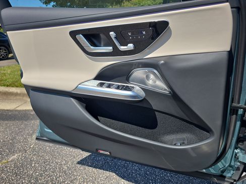 New 2026 Mercedes-Benz E 350 4MATIC Sedan image 27