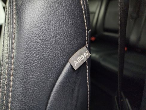 Used 2022 Ford F250 Lariat w/ Chrome Package image 36