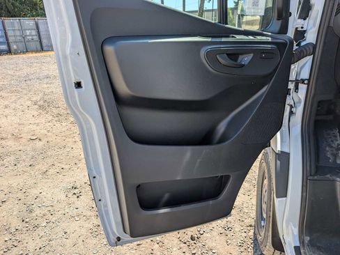 New 2025 Mercedes-Benz Sprinter 2500 image 21