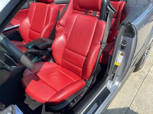 Used 2006 BMW M3 Convertible RWD image 31