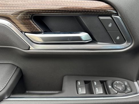 New 2025 Chevrolet Silverado 1500 LT image 11