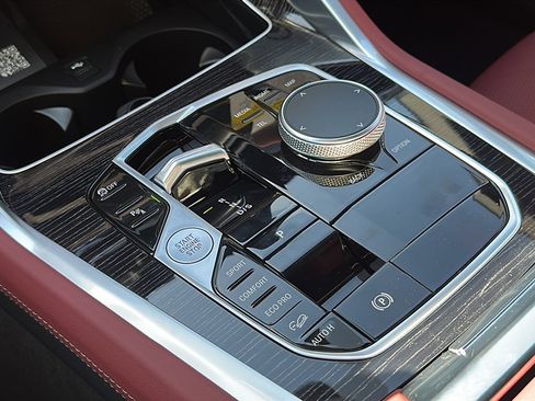 New 2026 BMW X6 xDrive40i image 25