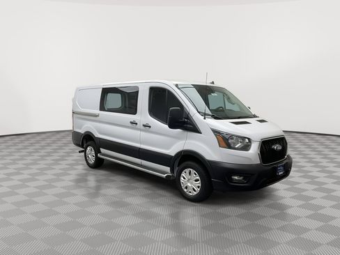 Certified 2025 Ford Transit 250 Low Roof w/ Exterior Upgrade Package RWD image 31