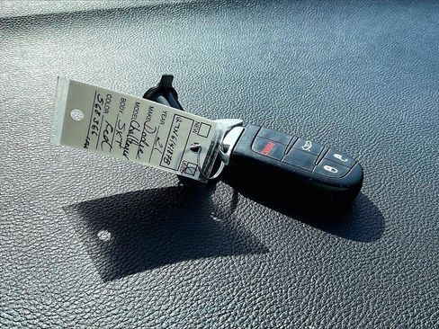 Used 2021 Dodge Challenger SXT image 11