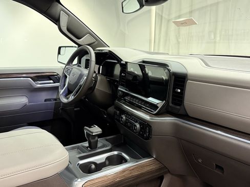 New 2026 Chevrolet Silverado 1500 RST image 15