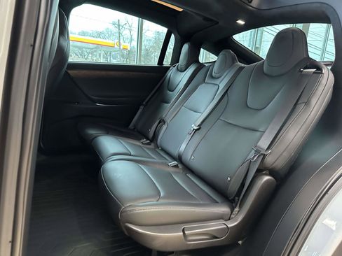 Used 2020 Tesla Model X Long Range image 13