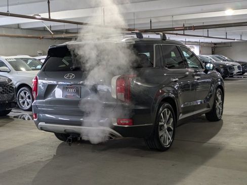 Used 2021 Hyundai Palisade Limited w/ Winter Package image 5