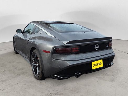 Used 2024 Nissan Z Performance w/ Floor Mat Package image 3