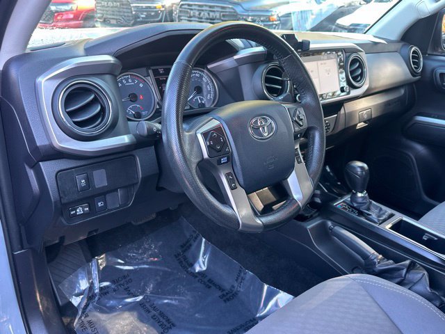 Used 2020 Toyota Tacoma SR5 w/ Technology Package AWD/4WD image 33