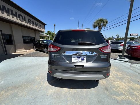 Used 2016 Ford Escape Titanium w/ Equipment Group 301A FWD image 9