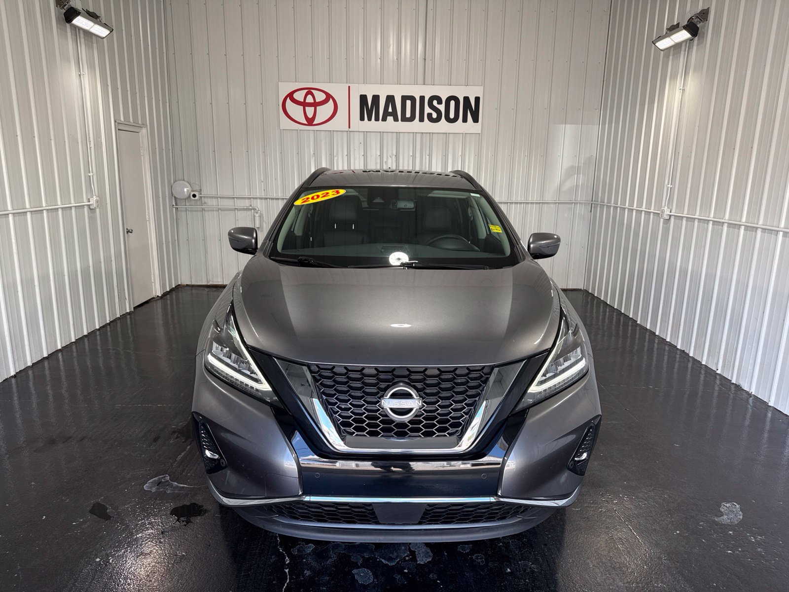 Used 2023 Nissan Murano SV FWD image 7