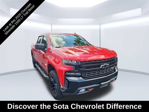Used 2020 Chevrolet Silverado 1500 LT Trail Boss w/ Convenience Package AWD/4WD image 1