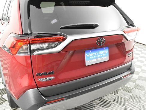 Used 2024 Toyota RAV4 Limited image 15