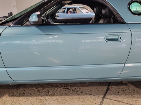Used 2002 Ford Thunderbird RWD image 26