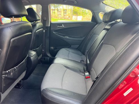 Used 2011 Hyundai Sonata SE FWD image 10
